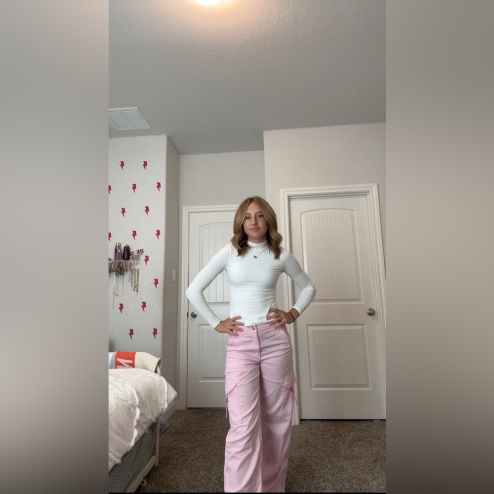 American Eagle cargo pants
